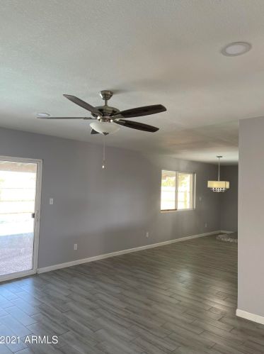 8838 42nd Ave, Phoenix AZ 85053-5306 exterior