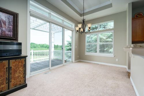 8690 Oakland Hl Cir, Kalamazoo MI 49024-5298 exterior