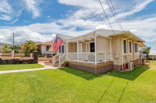 915 17 Ave, Honolulu HI 96816-4105 exterior