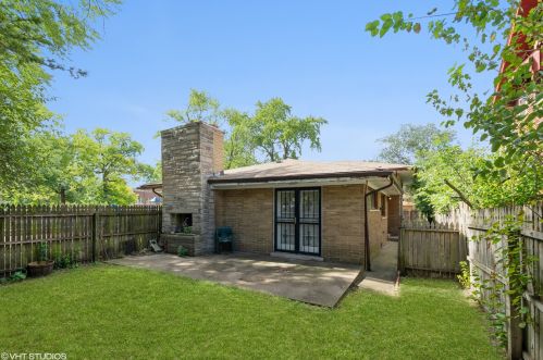 12256 Harvard Ave, Chicago IL 60628-6509 exterior