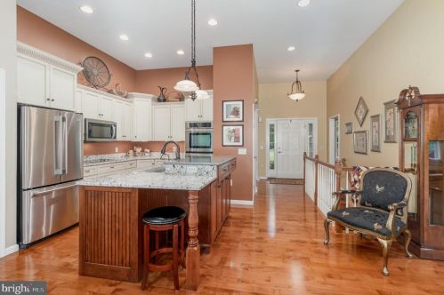 7136 Un Deposit Rd, Hummelstown PA 17036-9505 exterior