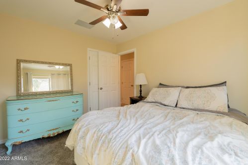 1847 Dunbar Dr, Phoenix AZ  85042-6856 exterior