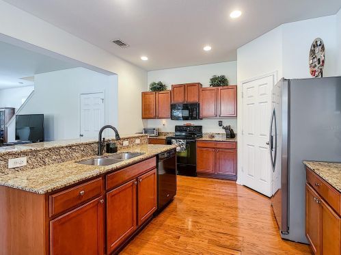 9044 Aspen Hollow Pl, Riverview FL 33578-3120 exterior