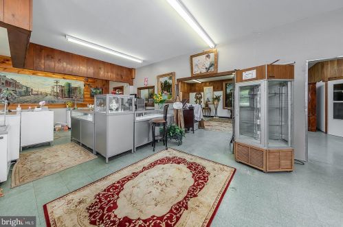 22 Green St, Pilesgrove NJ 08098-1136 exterior