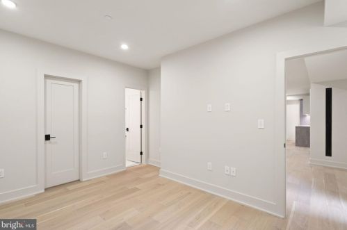 5416 Nevada Ave, Washington DC  20015-1728 exterior