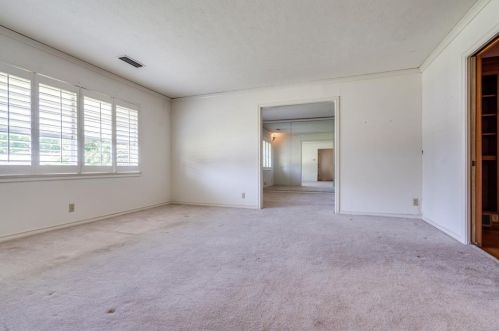 3223 Duchess Trl, Dallas TX 75229-5012 exterior