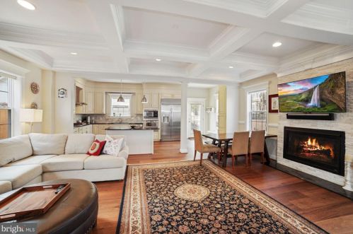 5536 30 Pl, Washington DC 20015-1209 exterior