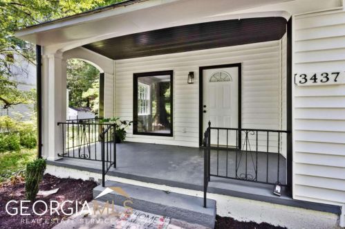3437 Harris Dr, Atlanta GA  30337-1601 exterior