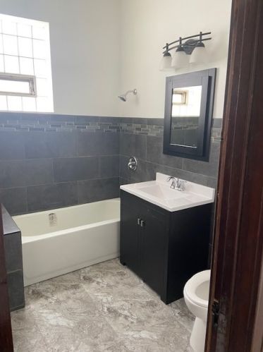 4021 21st Pl, Chicago IL 60623-2752 exterior