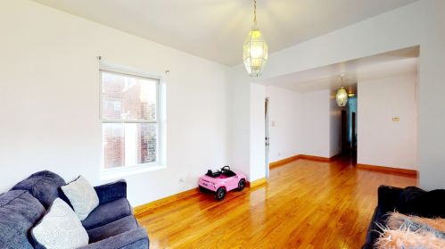 1055 Springfield Ave, Chicago, IL 60624-4026