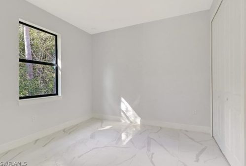 4633 16 Ave, Naples FL 34117-2239 exterior