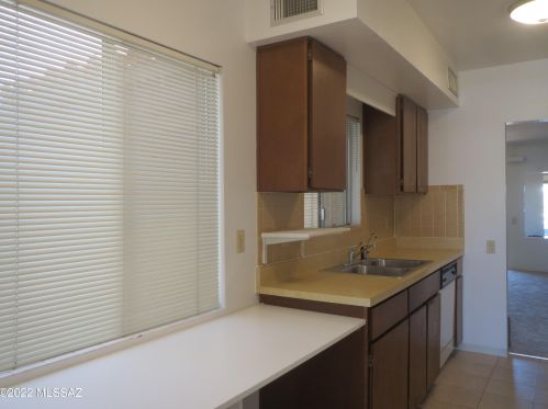 1157 Alpine Cir, Green Valley AZ 85614-1830 exterior