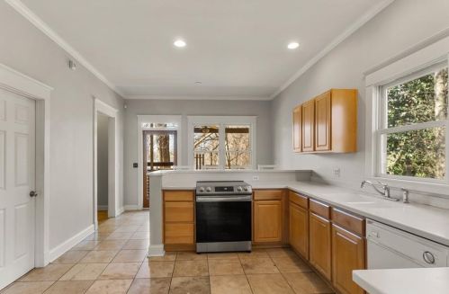 1037 Bouldercrest Dr, Atlanta GA 30316-2269 exterior