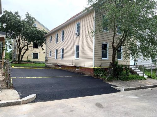 21 Sigel St, Worcester, MA 01610-1824