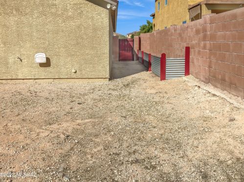 2448 Camino Malcote, Tucson AZ  85706-5134 exterior