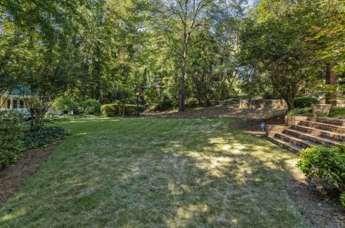 3211 Cir Oaks Dr, Atlanta GA 30339-4316 exterior