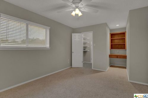 9335 Gloxinia Dr, San Antonio TX 78266-2530 exterior