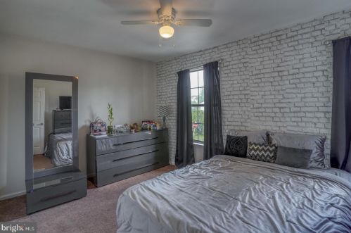 59 Mactavish Ct, New Castle DE 19720-6524 exterior