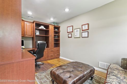 3 Georgian Bay Dr, Morganville NJ 07751-1352 exterior