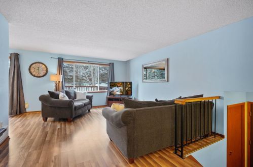 15127 Dunbar Blvd, Saint Paul MN 55124-6840 exterior