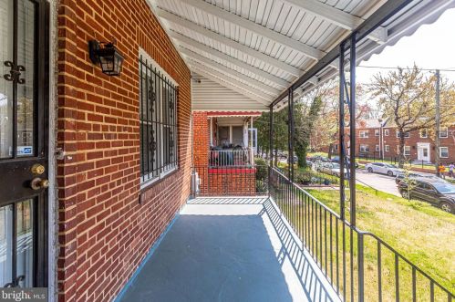 430 Orange St, Washington DC 20032-1622 exterior