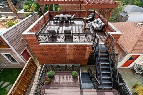 1309 Nelson St, Chicago IL 60657-3042 exterior