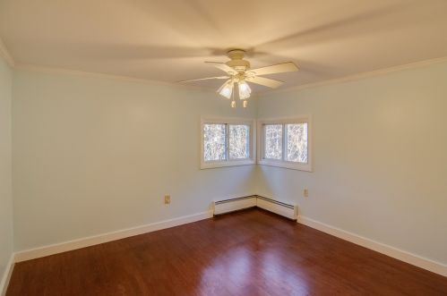 11 Bow Bog Rd, Concord NH 03304-4001 exterior