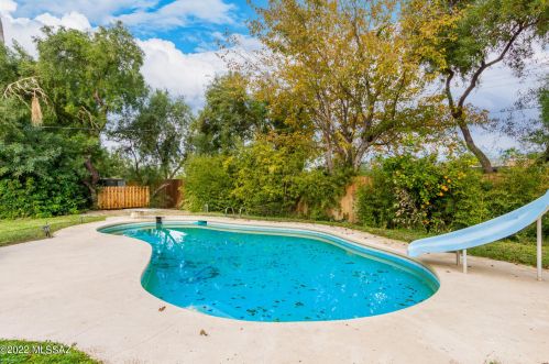 8835 20th St, Tucson AZ  85710-6203 exterior