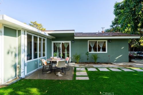 14291 Prospect Ave, Tustin CA  92780-2316 exterior