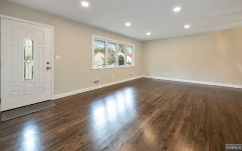 138 Sunset St, Dumont NJ  07628-1506 exterior