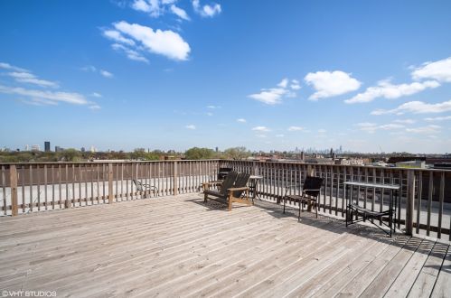 5321 Lincoln Ave, Chicago IL  60625-3988 exterior