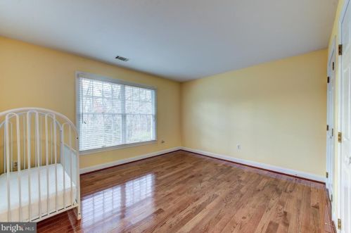 2510 Halterbreak Ct, Herndon VA 20171-2931 exterior