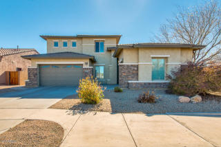 693 Torrey Pines Pl, Chandler, AZ 85249-6908