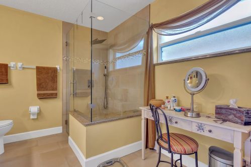 499 Casanova Cir, Fort Pierce FL  34986-1713 exterior