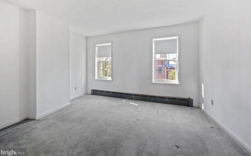 131 Greenwich St, Philadelphia PA 19147-6023 exterior