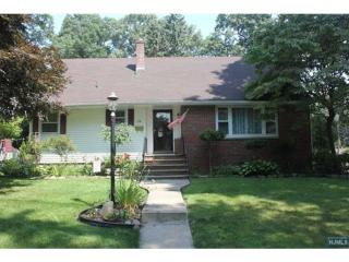 73 Baywood Ave, Wayne, NJ 07470-5104