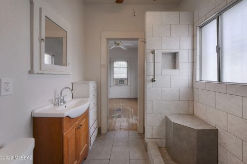 520 18th St, Tucson AZ 85701-2834 exterior