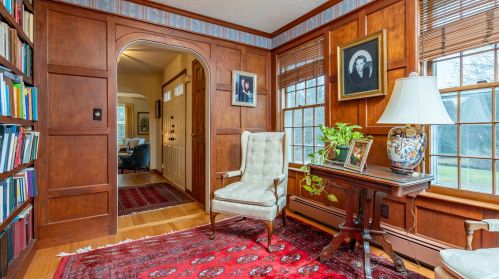 15 Buckingham Dr, Concord NH 03304-5208 exterior