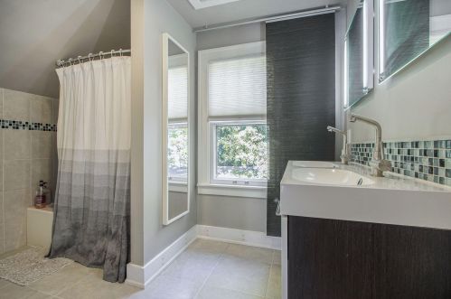 2020 Grand Ave, Kalamazoo MI 49006-4306 exterior