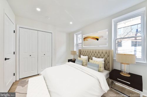 2405 Emerald St, Philadelphia PA  19125-1204 exterior