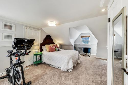 969 Fairfield Ave, Elmhurst IL 60126-4946 exterior