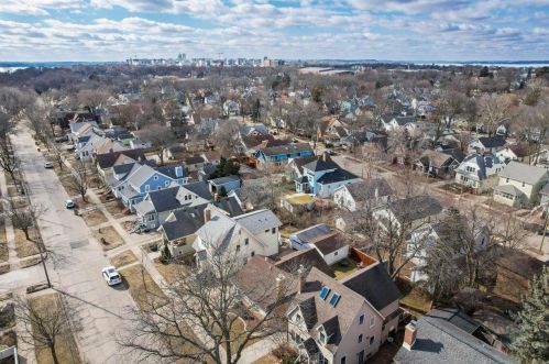 1858 Rutledge St, Madison WI  53704-5543 exterior