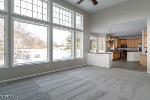 7408 Dunross Dr, Kalamazoo MI 49024-7412 exterior