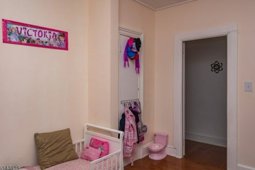 16 Mangold St, Paterson NJ  07508-1713 exterior