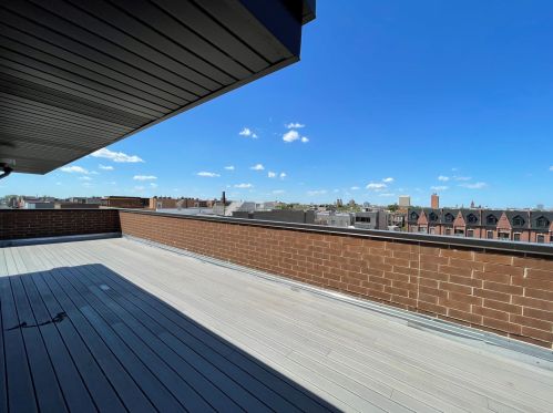 458 Noble St, Chicago IL  60642-6635 exterior