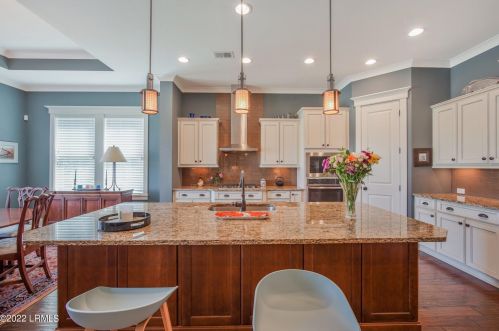 1 Calverton Pl, Bluffton SC 29910-7828 exterior