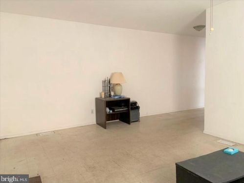 2113 28 St, Philadelphia PA 19145-2522 exterior