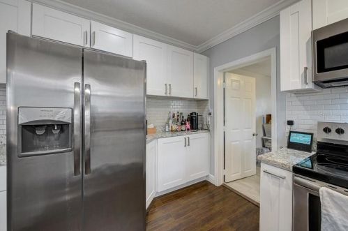 309 Crest Ave, Tampa FL 33614-6709 exterior