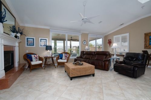 44374 Nighthawk Pass, Temecula CA 92592-1315 exterior