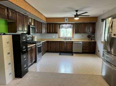 1547 Duck Lk Rd, Meskegon MI 49445-8329 exterior